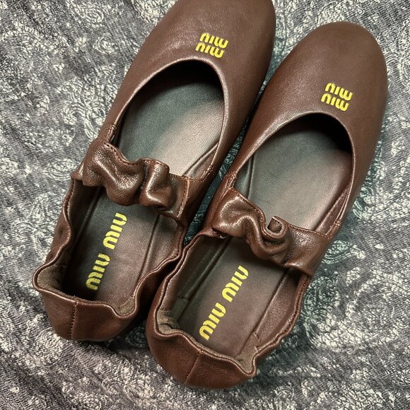 MIUMIU Nappa Mary Jane shoes π - Picture 3 of 14
